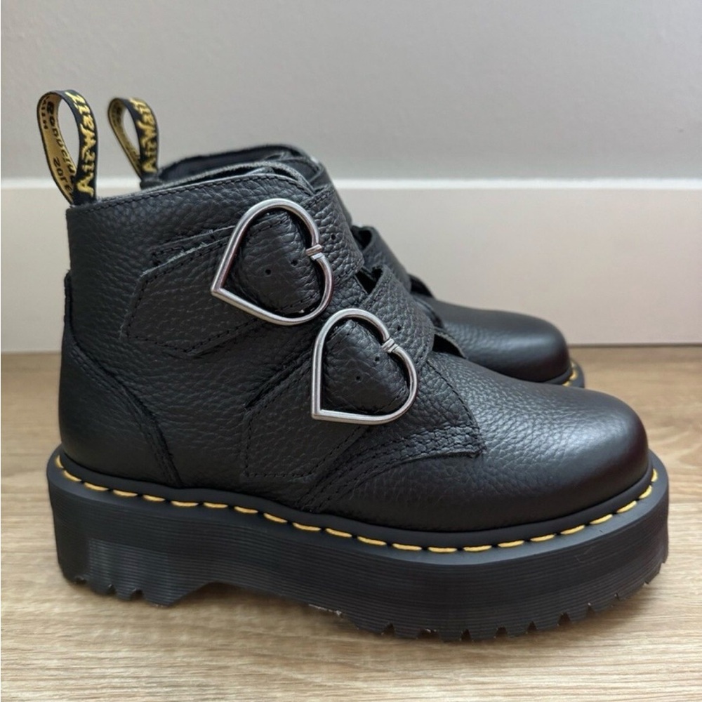 Dr. Martens Devon Heart Platform Combat Boots – Pebbled Black Leather – Size 10